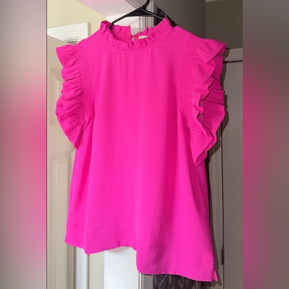 Pink top! - Picture 2 of 2